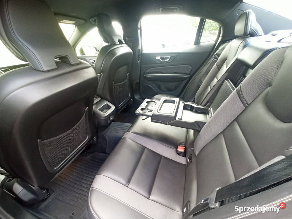 Volvo S60 202021 salon l właściciel RDesign T5 serwisowany w ASO Rzeszów sprzedam