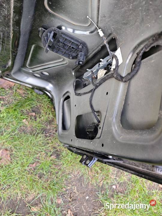 Klapa bagażnika Mercedes CLK w209 Żory