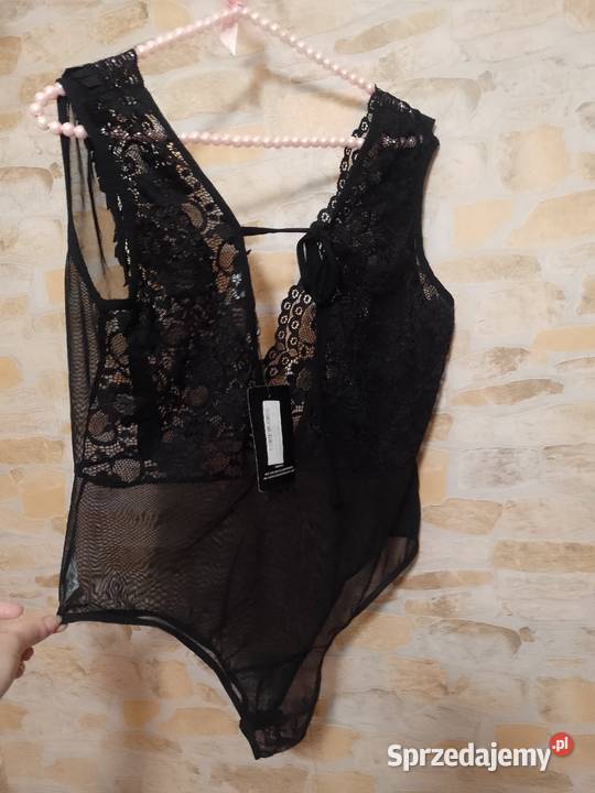 42XL Prettylittlething Zmysłowe czarne body Kraków