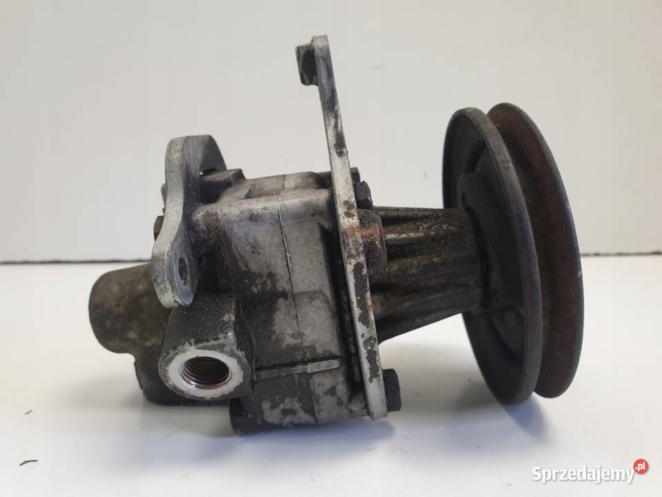 BMW E36 18 i POMPA WSPOMAGANIA 7681955 Rudka