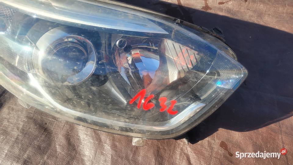 RENAULT CAPTUR I REFLEKTOR PRAWY LAMPA PRAWA Lampy przednie Ruda Śląska