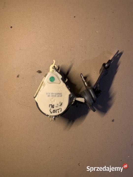 33056057A pas bezpieczeństwa tył Renault clio zachodniopomorskie Szczecin