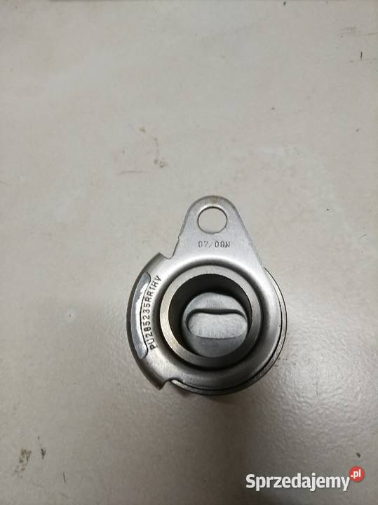 SKF VKM 16101 napinacz paska rozrządu Renault sprzedam