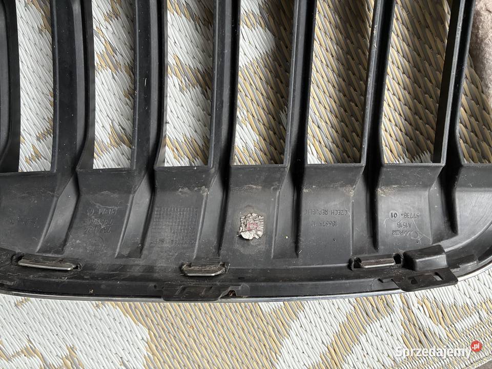 Nerki grill atrapa zderzaka BMW X1 F48 Atrapy Szadek