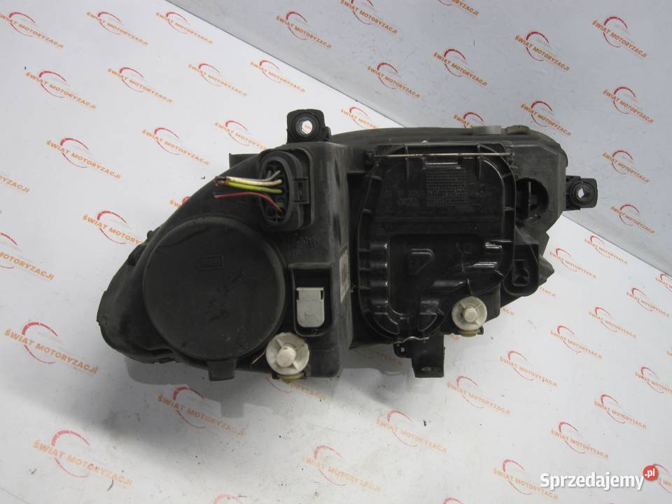 SEAT LEON II LIFT 10r lampa prawa przód osobowe Kielce