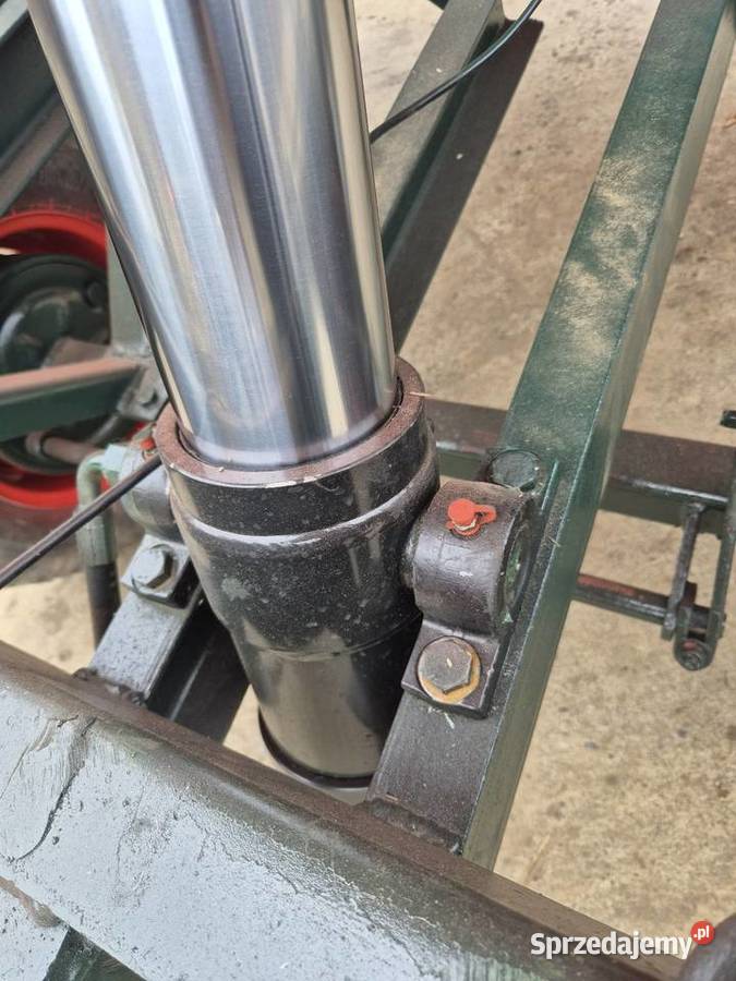 Sprzedam nieuszkodzony Przyczepy rolnicze Przemyśl sprzedam