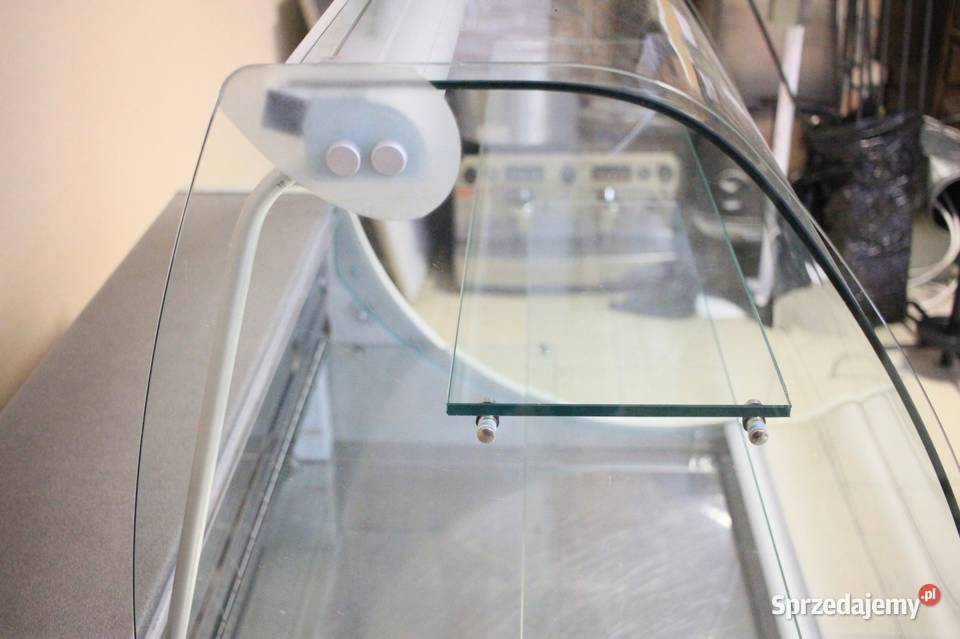 Witryna chłodniczacukiernicza Arneg 102 Góra