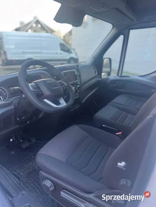 Iveco Daily L4H2 automat wynajem z wykupem w śląskie Gliwice