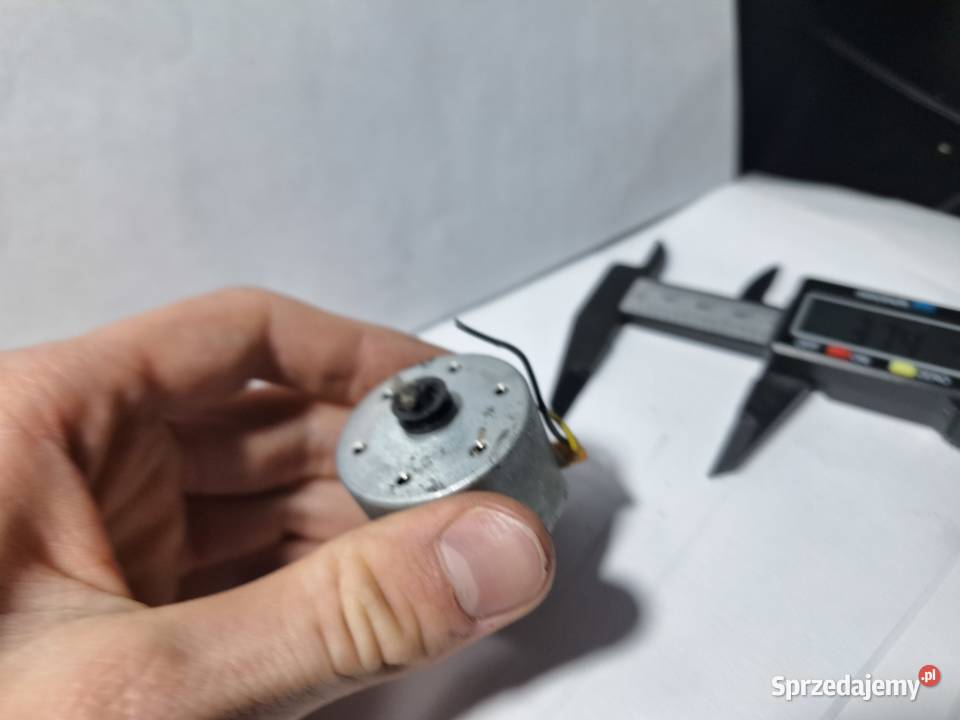 Silnik silniczek do magnetofonu mabuch1