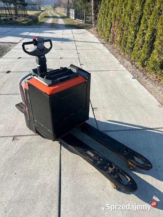 Wózek paletowy elektryczny BT LPE 250 WYNAJEM Rzeszów sprzedam