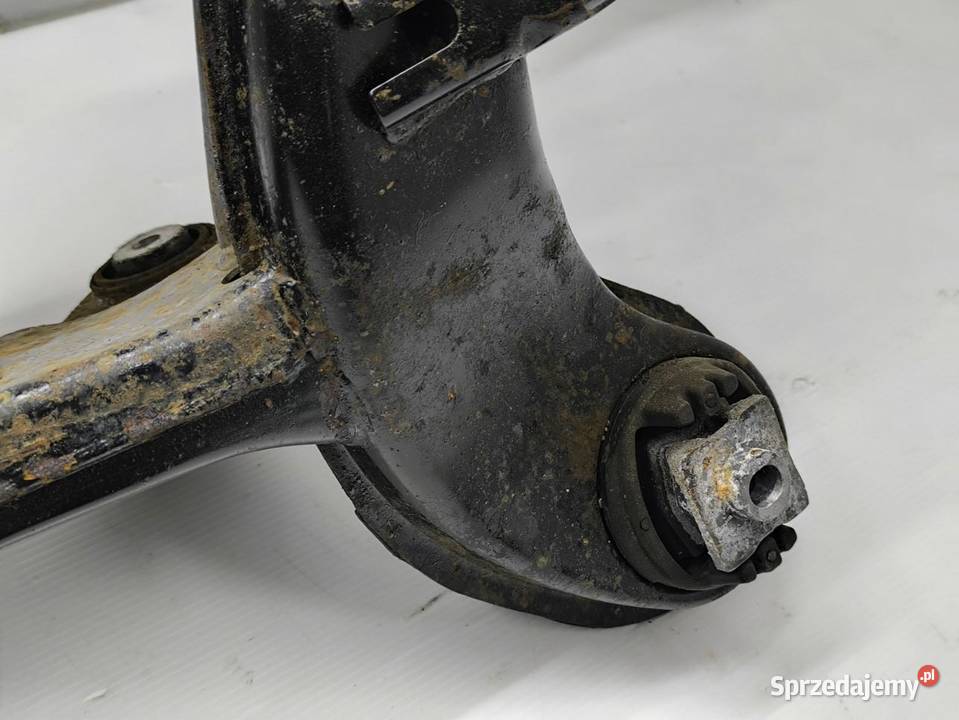 SANKI WÓZEK BELKA TYŁ MERCEDES ECLASA W212 22CDI osobowe