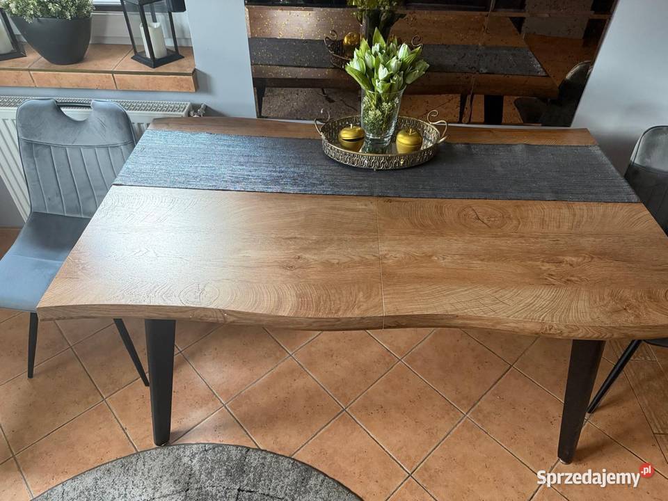 Stół rozkładany do jadalni salonu śląskie Piłka