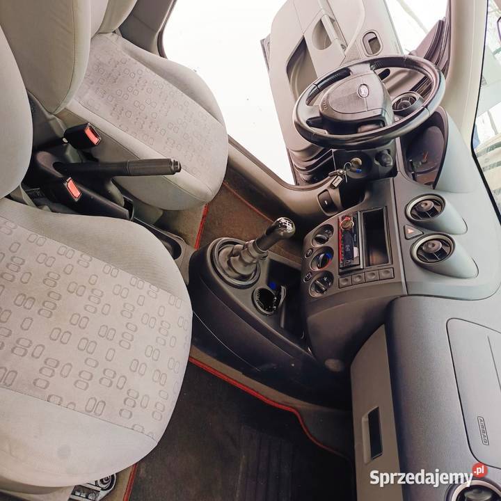 Ford FIESTA Wolf 13 benzyna klimatyzacja długie śląskie Jaworzno sprzedam