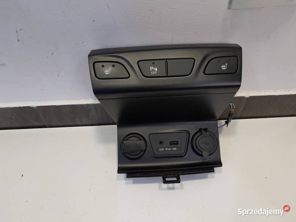 PANEL SRODKOWY TUNELU HYUNDAI IX 35 0915 Skierniewice