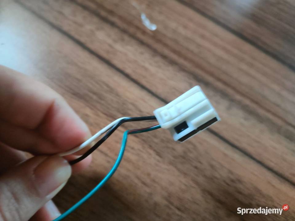 Lusterko lewe RAM 1500 9 PIN Zielęcice sprzedam