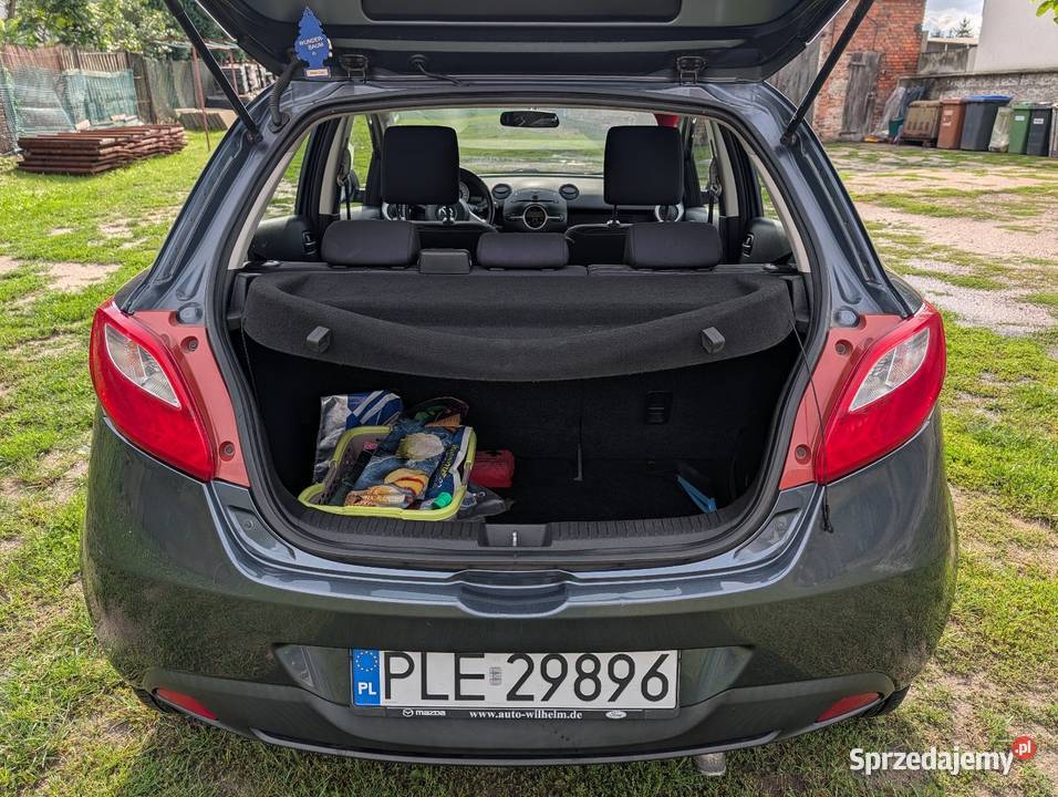 Mazda 2 podgrzewane lusterka boczne sprzedam