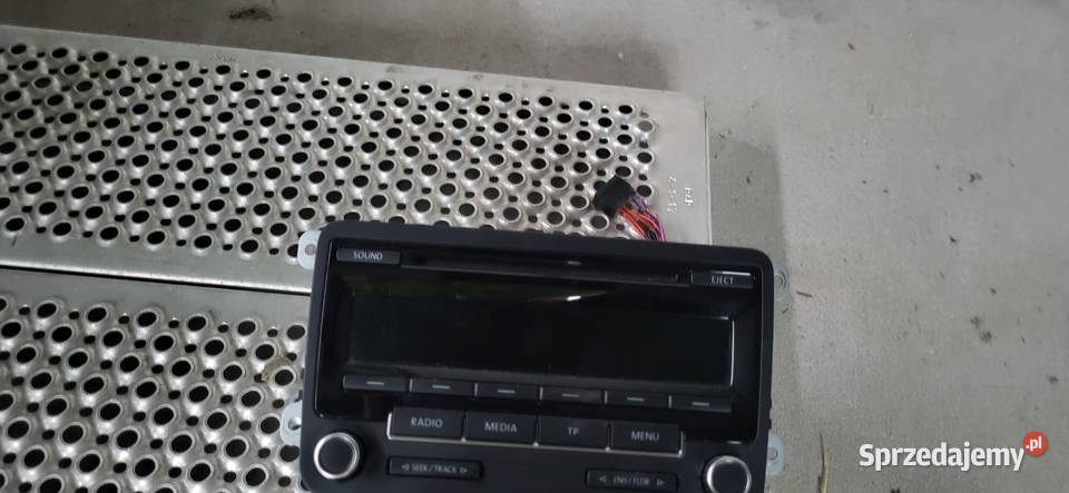 Sprzedam radio vw transporter t5 2012r Narol