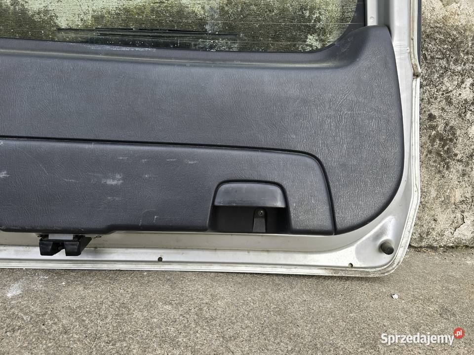 Suzuki Ignis FH 0003 klapa pokrywa bagażnika osobowe Legnica