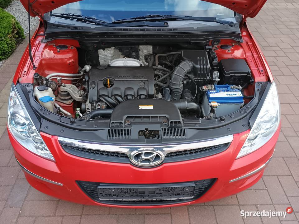 Hyundai i30 cw 2009r 16i 126 z Niemiec relingi dachowe Witkowo