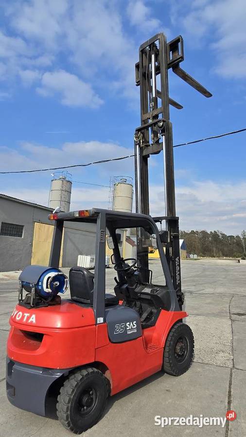 wózek widłowy TOYOTA 7FG25 25tony TRIPLEX gaz Wózki widłowe Ligota Turawska