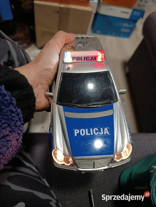 baza policyjna posterunek policji wóz policyjny Zdalnie sterowane