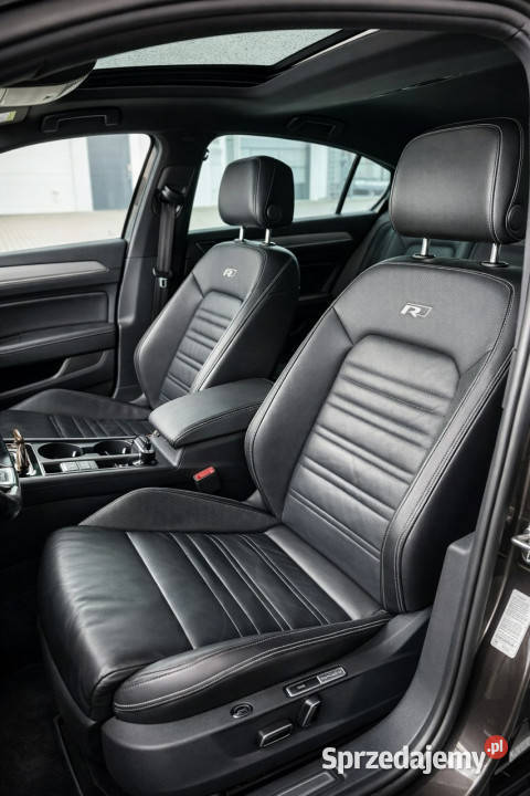 Volkswagen Passat B8 20142023 czarny wielkopolskie Sadlno