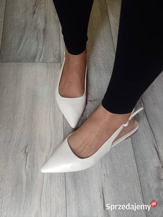 4041 Kremowe baleriny wieczorowe z odkrytą piętą Kraków sprzedam