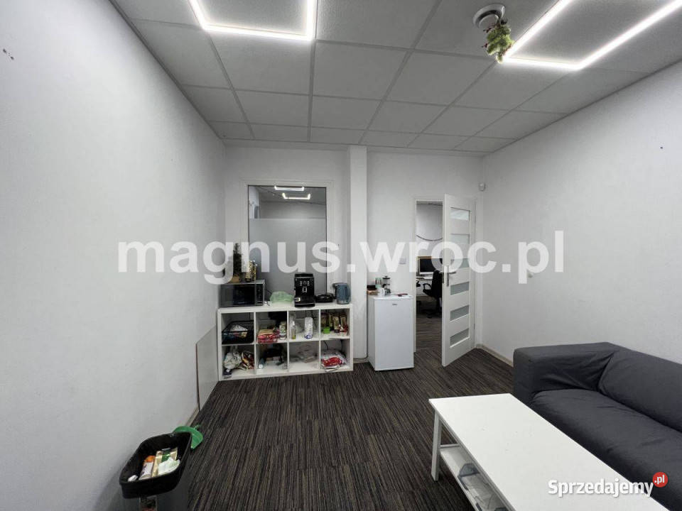 Lokal biurowo usługowy obok Placu Społecznego