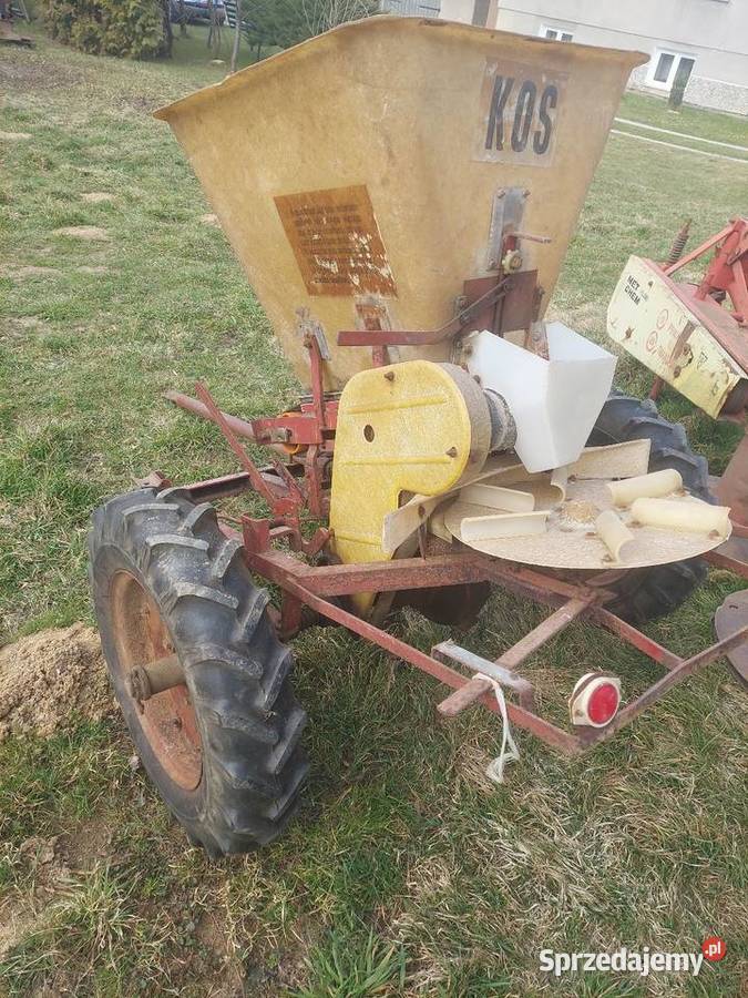 Rozsiewacz do nawozów KOS Domaradz