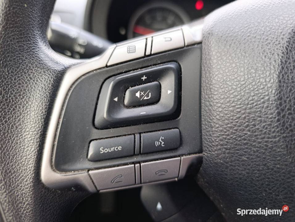 25 175 Benzyna Automat AWD Garażowany Forester Warszawa