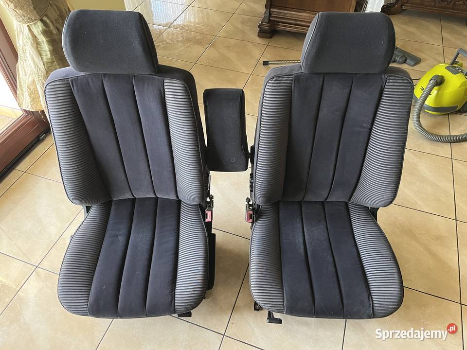 Mercedes W124 Coupe Tapicerka Welur Antracyt Kłomnice sprzedam