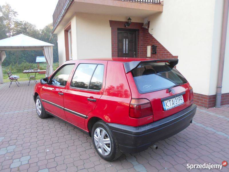 Volkswagen Golf 3 16 benzGAZ wspomaganie szyberdach Szynwałd sprzedam