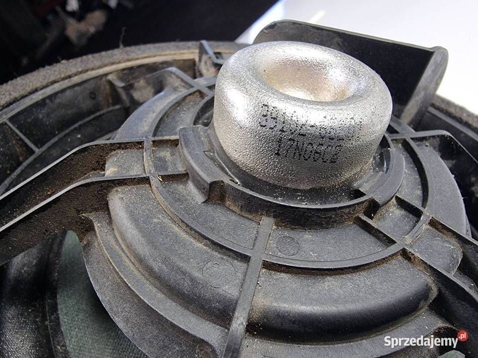 GŁOŚNIK SUZUKI VITARA III 3910268L01 osobowe Lipno