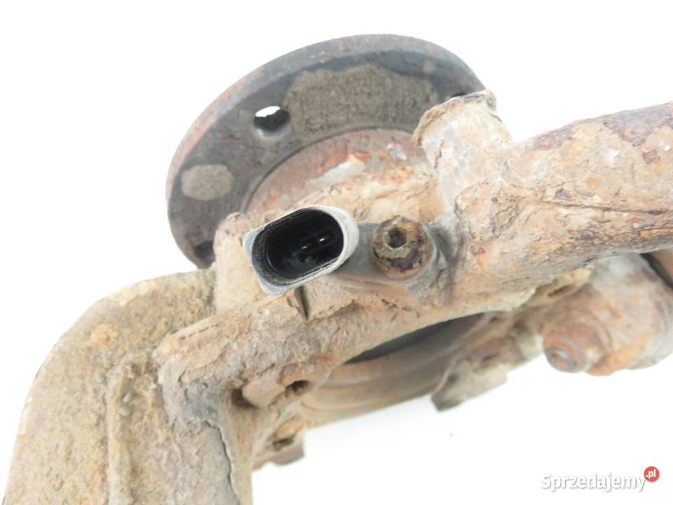 ZWROTNICA PIASTA PRZEDNIA PRAWA VW GOLF V 14 16V