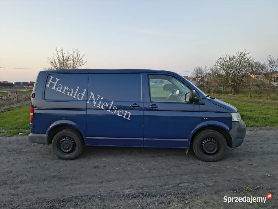 VW Transporter T5 19TDI mały przebieg hak hak