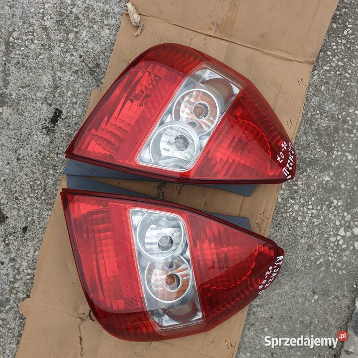 HONDA JAZZ II LIFT LAMPA LEWA PRAWA TYL 06R