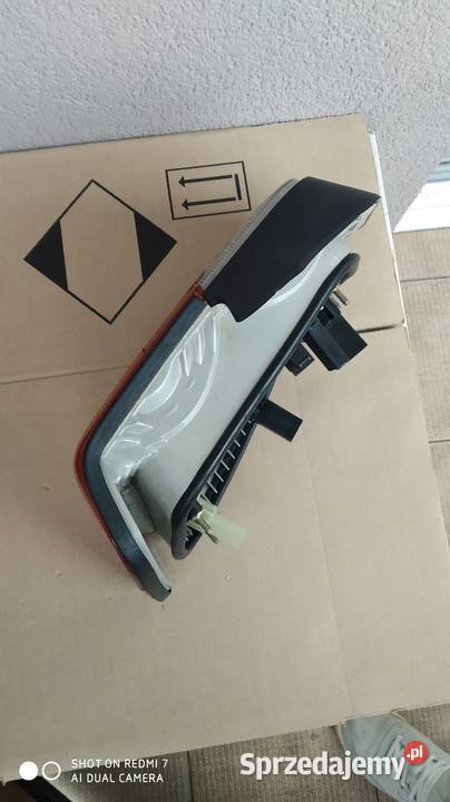 Lampa tylna prawa BMW E36 sedan Tomaszów Mazowiecki