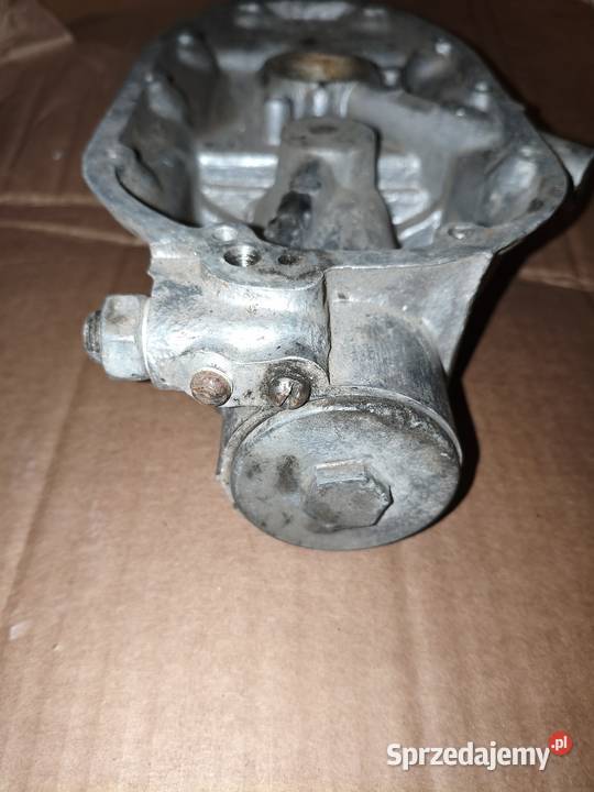 Dekiel pokrywa rozrządu silnika Ural M66 Pokrywy i osłony silnika Leszno sprzedam