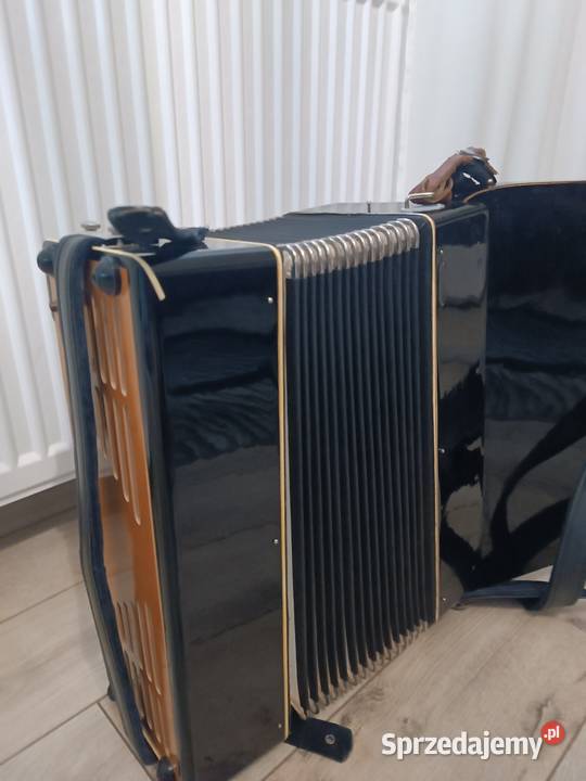 Akordeon stark niemiecki 80 basow Dębica sprzedam