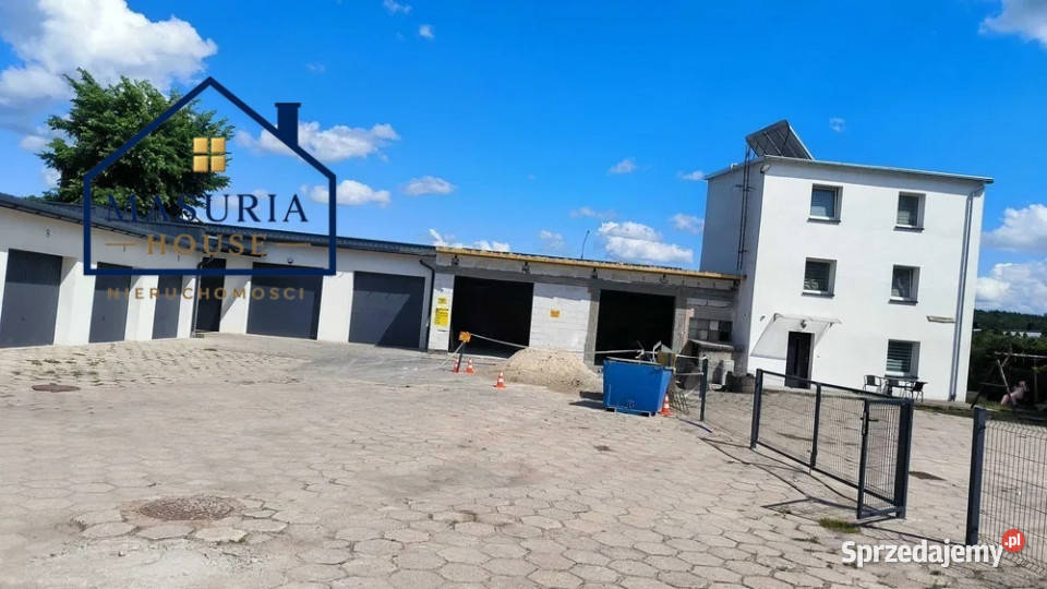 Dwa budynki mieszkalne plus 16 garaży Lokale użytkowe