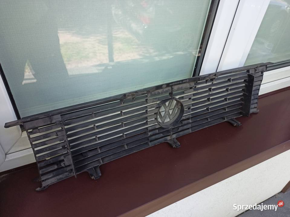 VW Jetta MK1 I A1 grill atrapa przednia emblemat Sieradz sprzedam