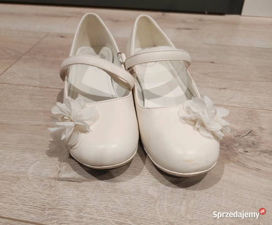 Buty okazjonalne dziewczynki mazowieckie