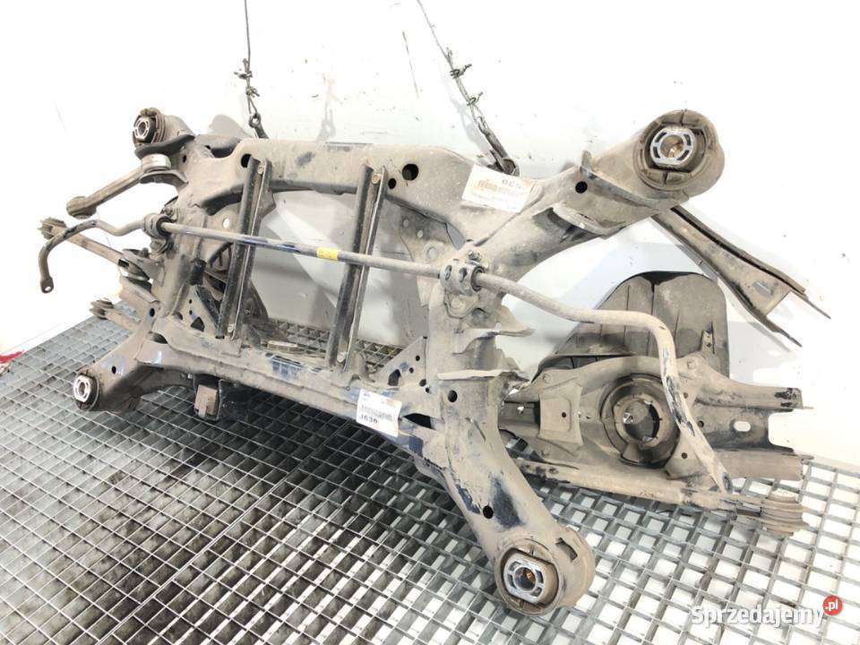 BELKA TYŁ KIA STINGER Hatchback TYLNA