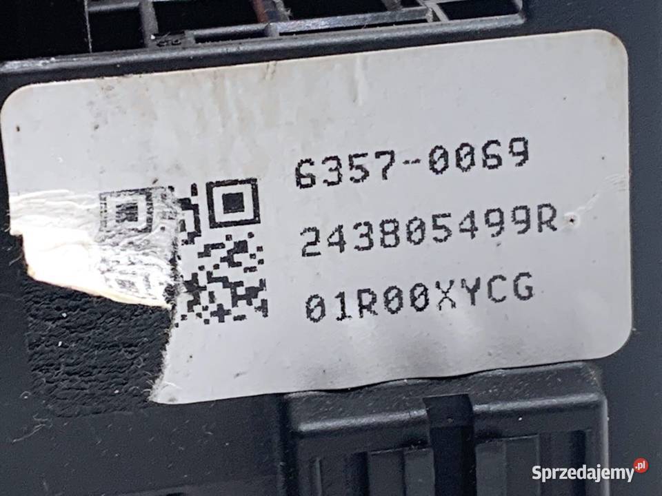 SKRZYNKA BEZPIECZNIKÓW RENAULT CLIO V 243805499R