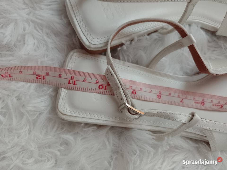 42 ASOS Design Białe baleriny wieczorowe z małopolskie Kraków