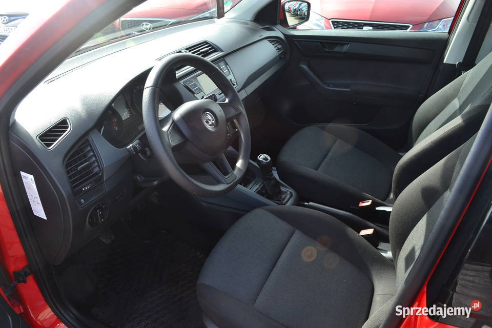 Skoda Fabia ZAREJESTROWANA 90 Rok produkcji 2017 Samochody osobowe Zgorzelec