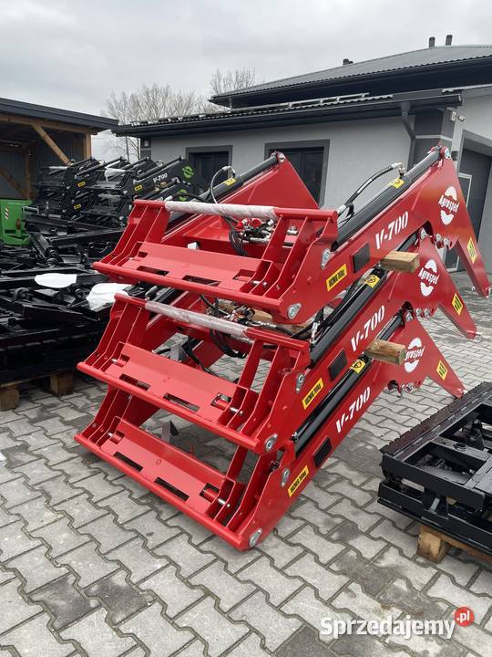 15 Ładowacz czołowy Agrosped V700 URSUS ZETOR MF Szczecin