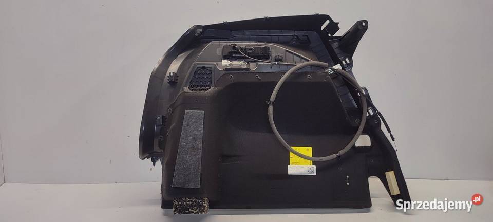 VW TIGUAN II BOCZEK BAGAŻNIKA PRAWY 5NA867428 osobowe sprzedam