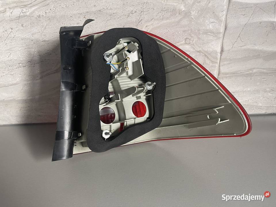 BMW E91 LIFT LEWA LAMPA TYŁ Ostroróg sprzedam