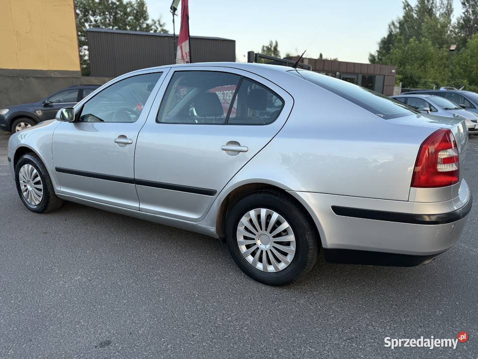Skoda Octavia 16 Benzyna LPG Czujniki Parkowania srebrny Samochody osobowe wielkopolskie Poznań